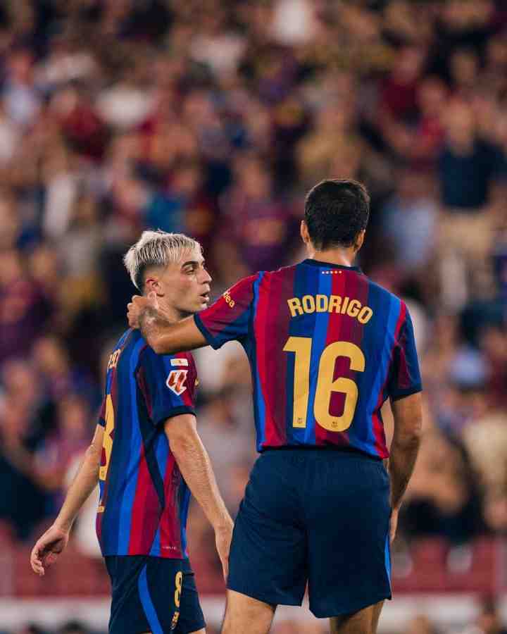 记者：佩德里国家德比失误多得离谱，罗德里速度完全跟不上节奏